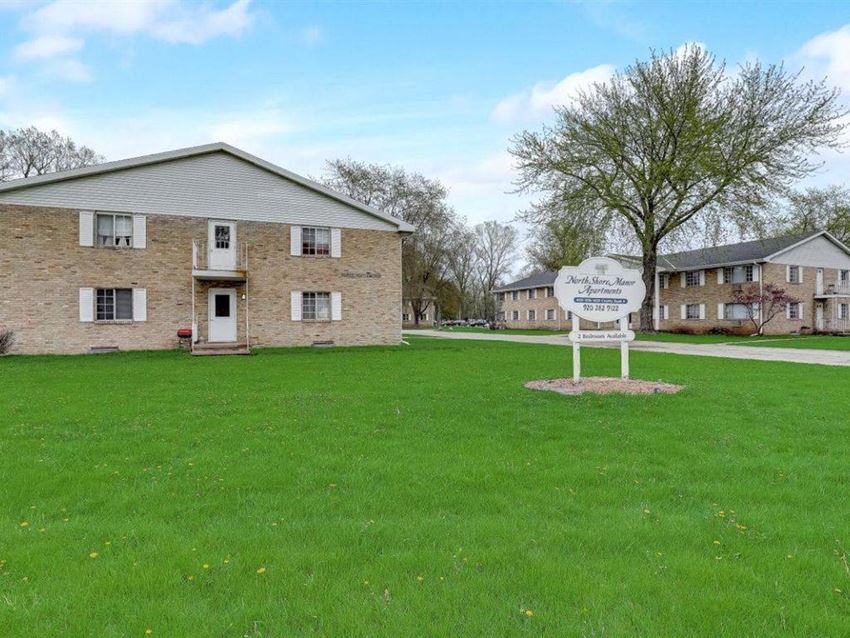 North Shore Manor Apartments