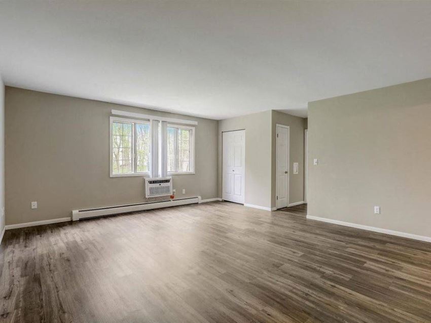 North Shore Manor Apartments