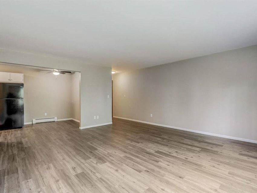 North Shore Manor Apartments