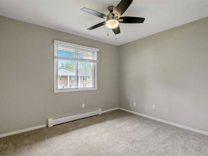 North Shore Manor Apartments