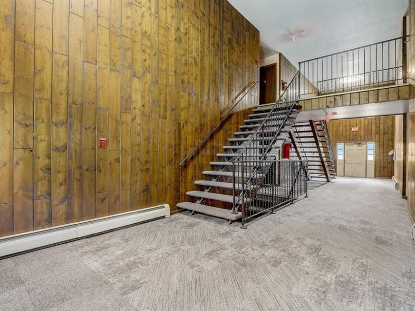 North Shore Manor Apartments