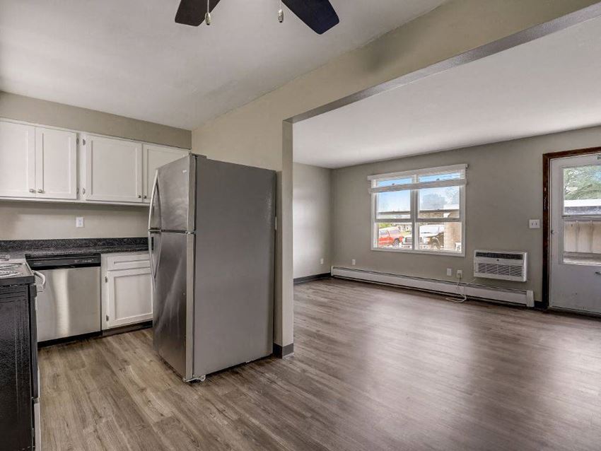 Matthias Court Apartments