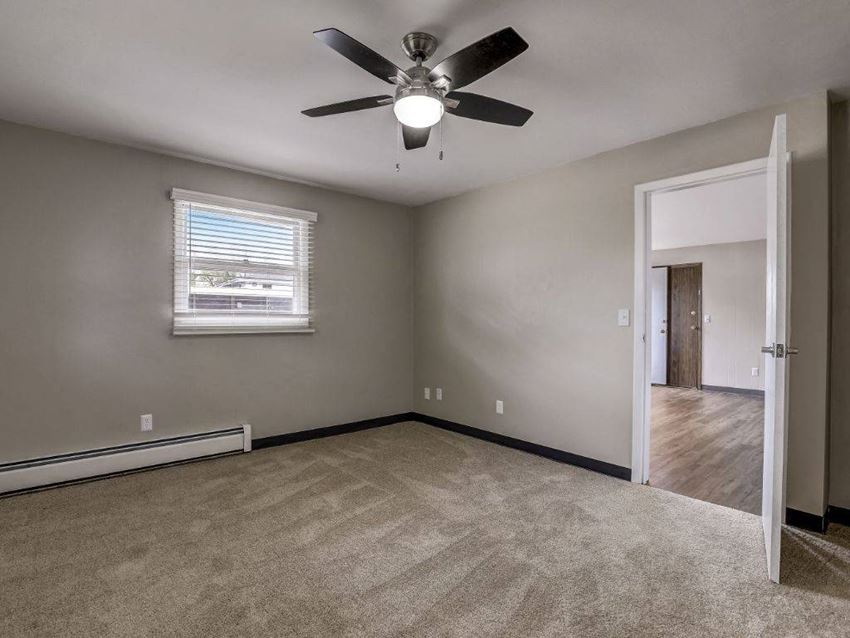 Matthias Court Apartments