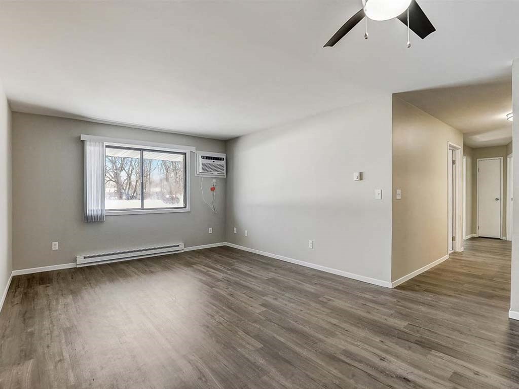 Roberts Manor Apartments, 18241832 N Whitney Dr, Appleton, WI RentCafe