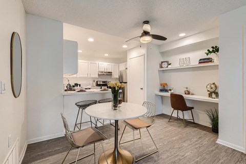 Sixteen60 dining room view Platinum unit
