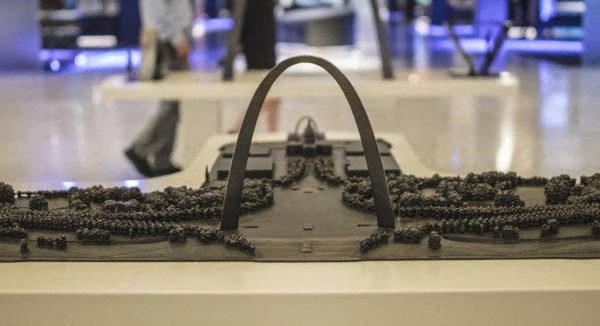 A 3d image of the St Louis Riverfront skyline from a display at the Gateway Arch Museum
