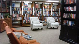 Library at Hampton Apartments in Clearwater - Photo Gallery 5