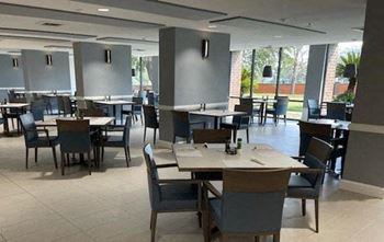 Eating Area at Hampton Apartments in Clearwater, FL 33759