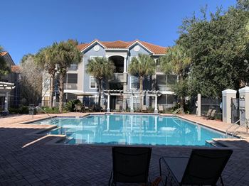 Swimming Pool And Sundeck at Mainstreet Apartments, Clearwater, FL, 33756
