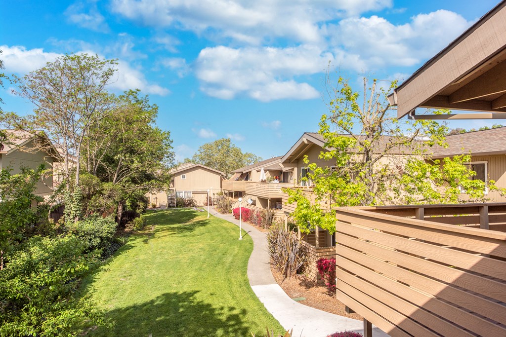 Exterior Complex Photo