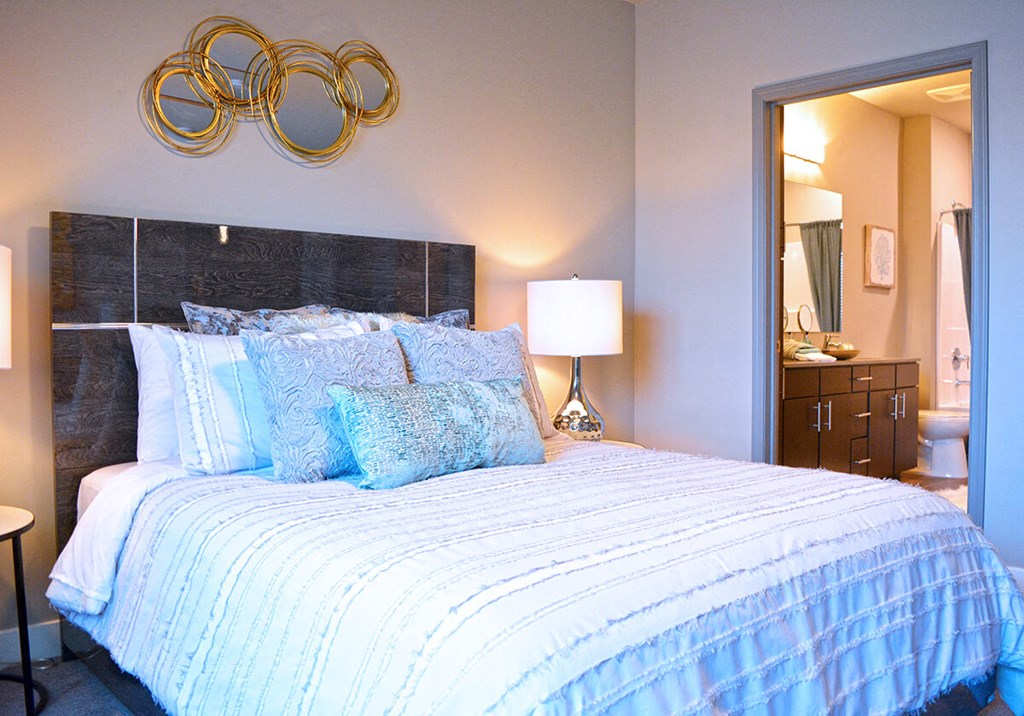 Bedroom with cozy bed at 5300 Centre, Missouri, 63376