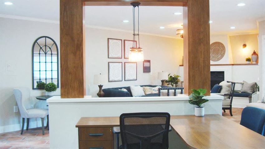 Leasing Office