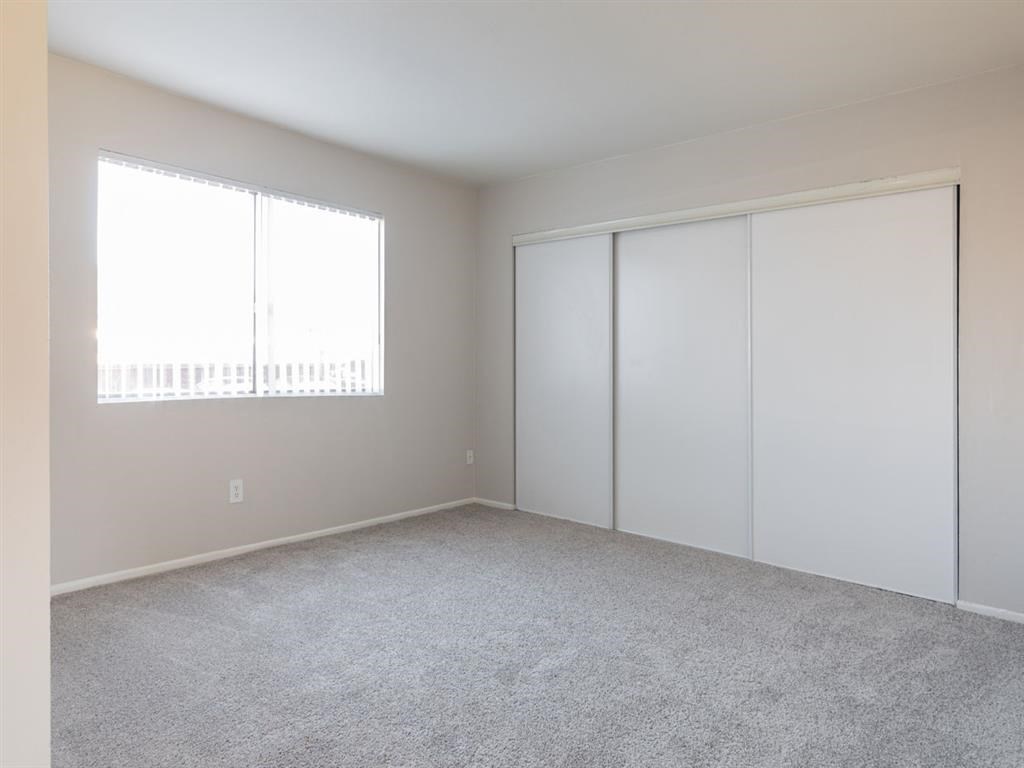 Bedroom& Wall to Wall Closet Space