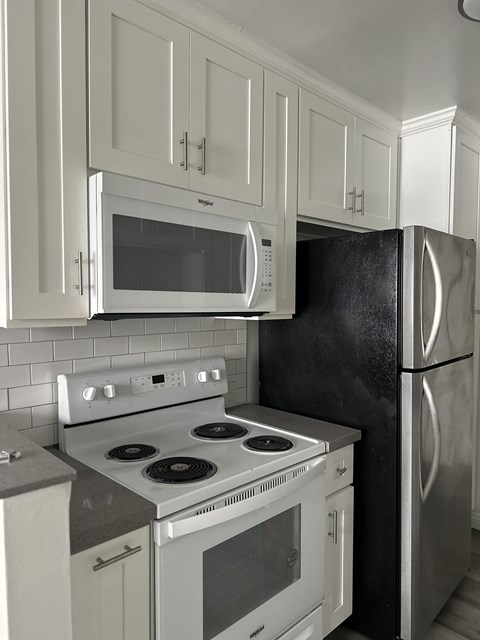14333 Addison St 1-2 Beds Apartment for Rent