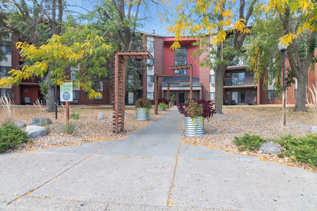 Exterior to entrance at Twelve 501 Apartments