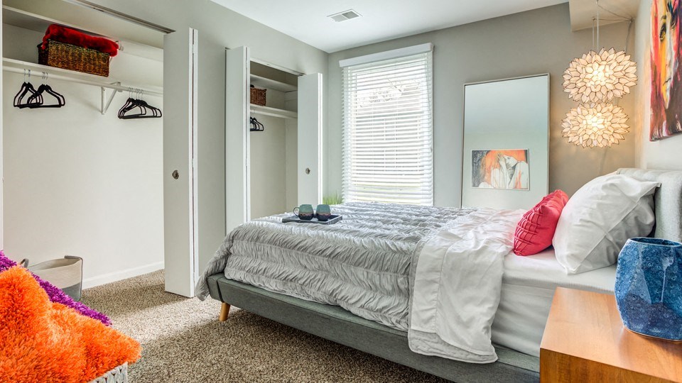 Bedroom with lamp at The View Apartments St Charles, St Charles, 60174