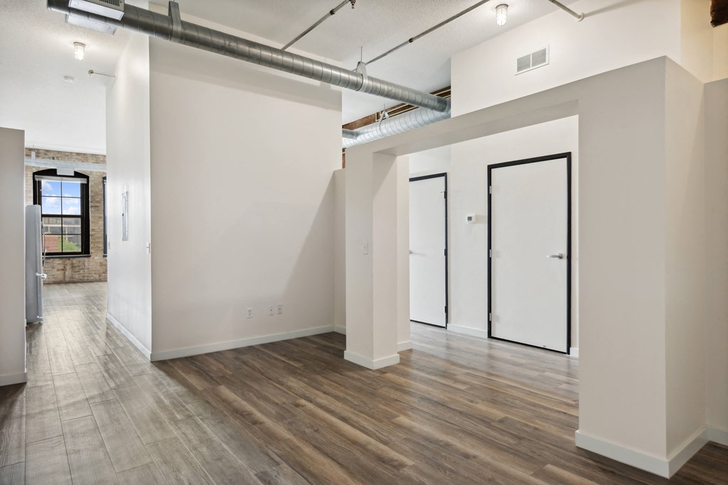 the living room soho, malagaat Gaar Scott Historic Lofts, Minneapolis, Minnesota