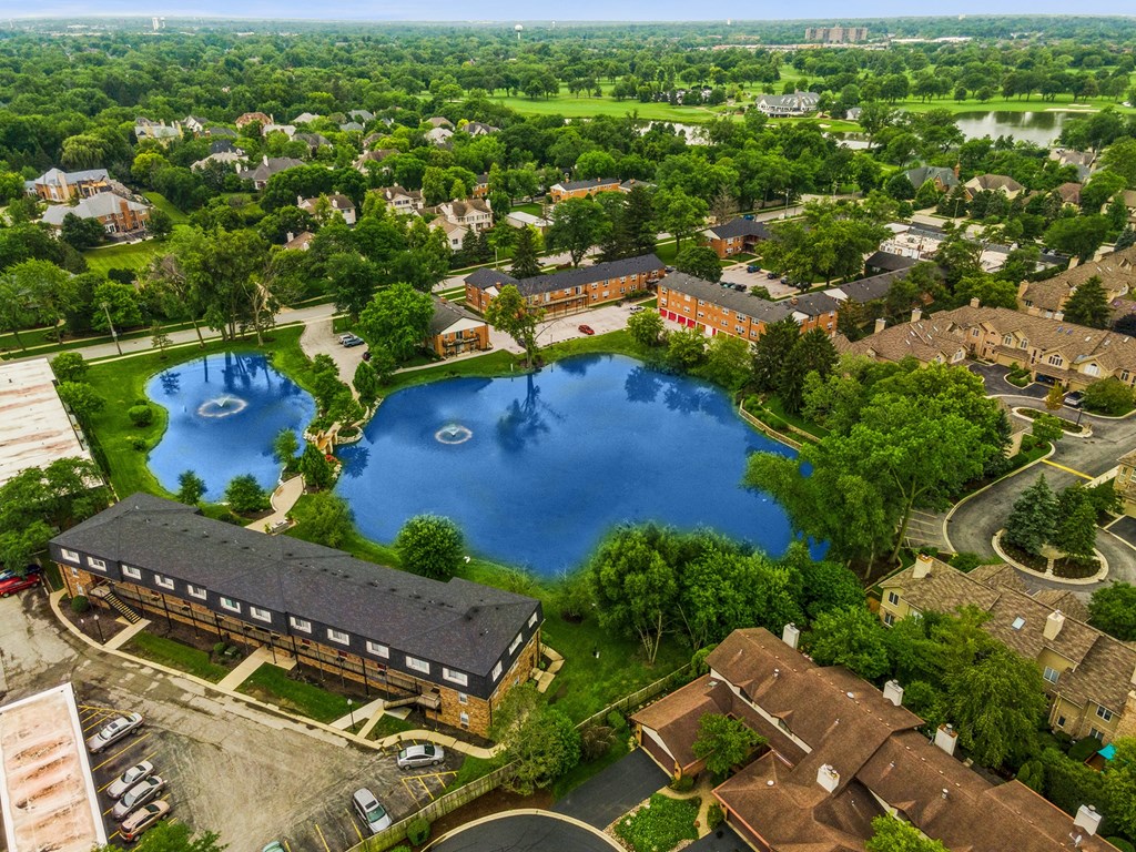 Aerial view of amenities at The Hinsdale, Hinsdale, IL, 60521