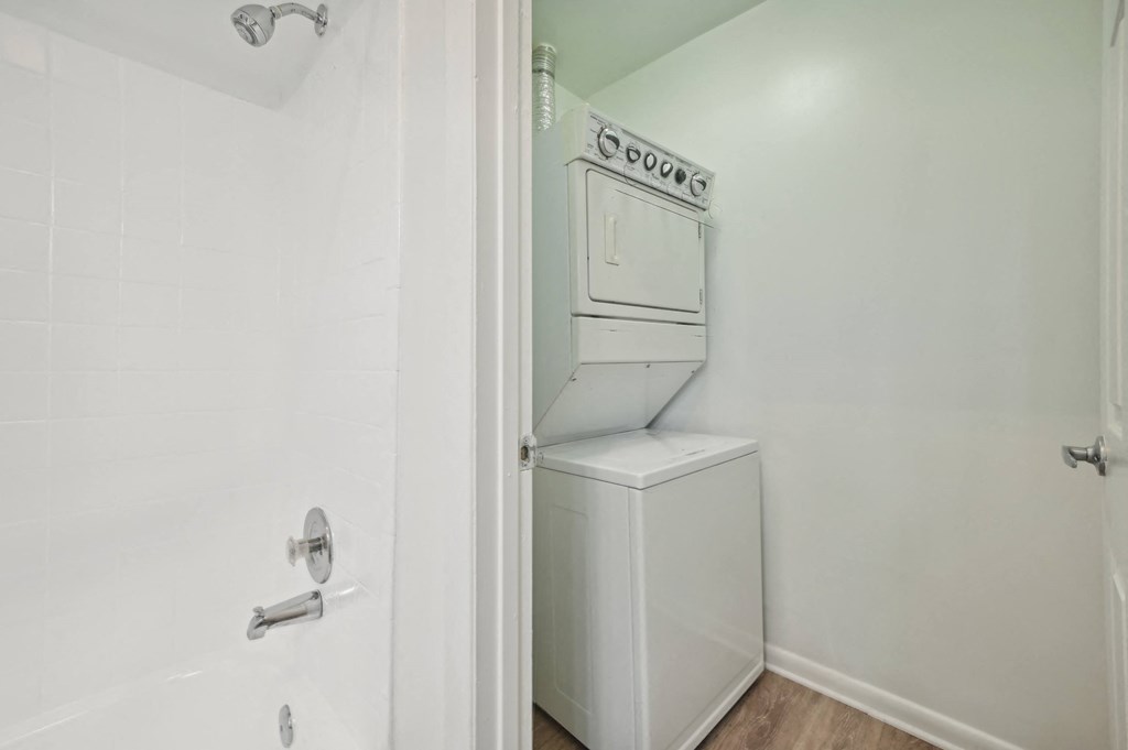 laundry room with washer and dryer at ReNew odenton