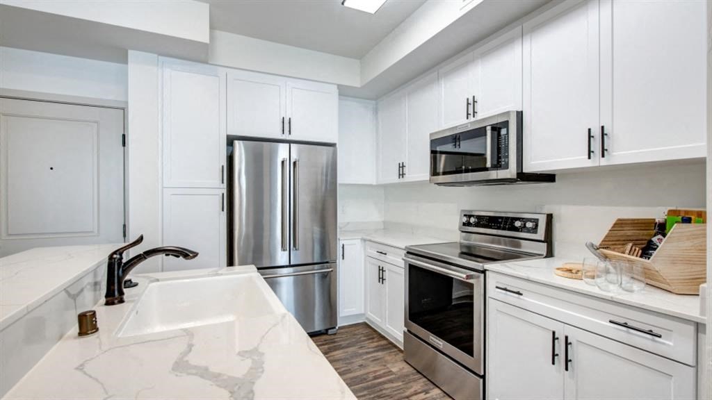 Fully Furnished Kitchen at Arrive Los Carneros, Goleta, California