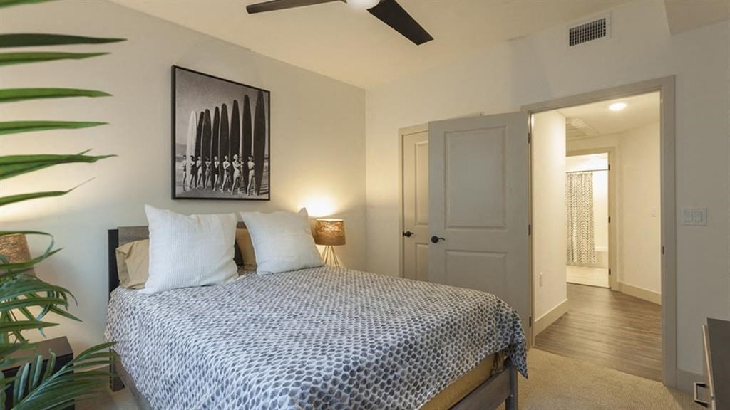 Bedroom With Bathroom at Arrive Los Carneros, California