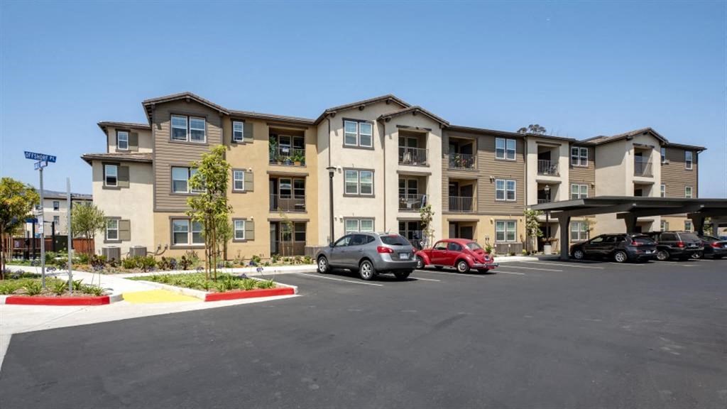 Resident Parking at Arrive Los Carneros, California