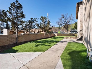 3200 Spring St. 1-3 Beds Apartment for Rent - Photo Gallery 5