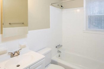 101 South Street 1-2 Beds Apartment for Rent - Photo Gallery 6