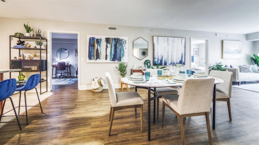 Dining Area With Kitchen at Renew Five Ninety Five, Des Plaines, IL, 60016