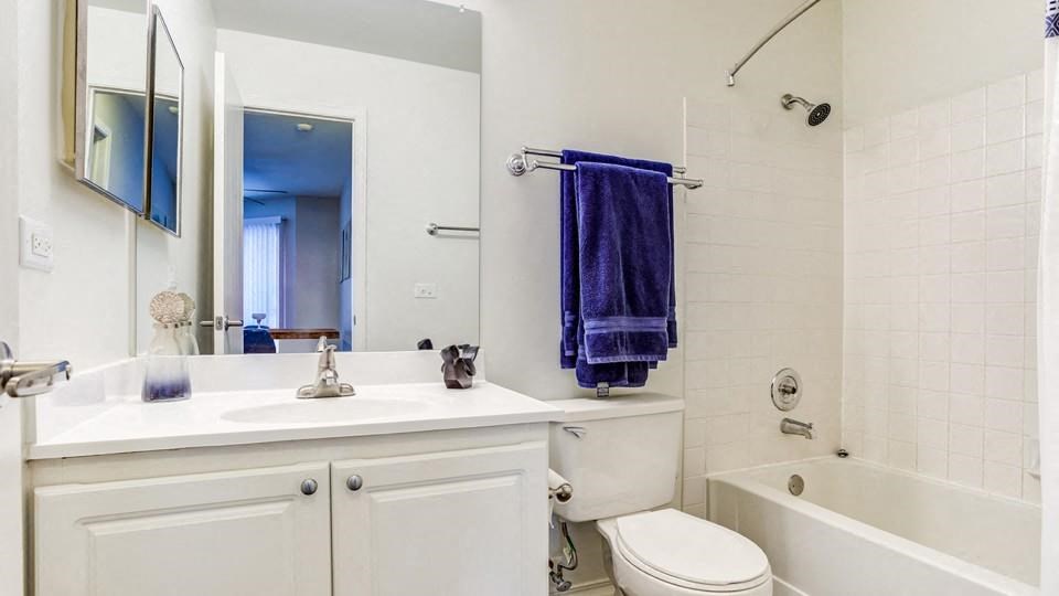 Bathroom With Bathtub at The Mark Apartments, Glendale Heights, IL, 60139