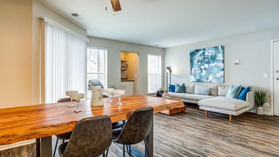 Dining And Living Area at The Mark Apartments, Glendale Heights, IL, 60139