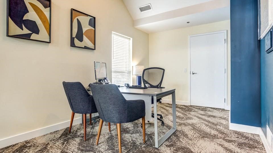 Work Space at The Mark Apartments, Glendale Heights, Illinois