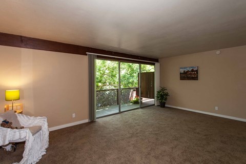 Spacious Living Room With Private Balcony at Julie Ann, Oregon , 97215
