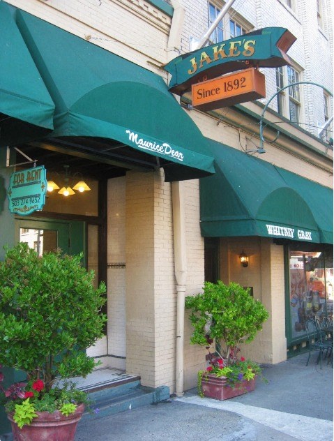 Building entrance to Maurice Dear at Maurice Dear Apartments, Portland, OR 97205