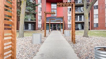 12501 Portland Ave S 1-3 Beds Apartment for Rent - Photo Gallery 3