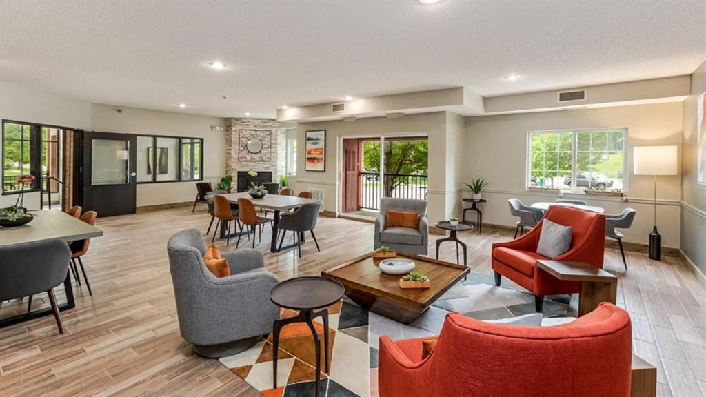 Clubhouse lobbyat Zen Chaska, Chaska, MN