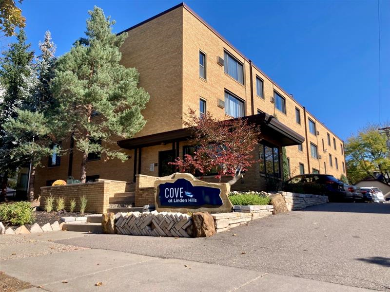 Cove at Linden Hills, Minnesota