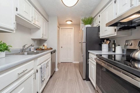 Fully Equipped Kitchen at Williamsburg South, Pittsburgh, 15228