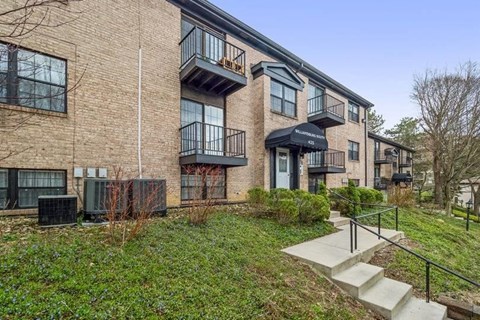 Courtyard View at Williamsburg South, Pittsburgh