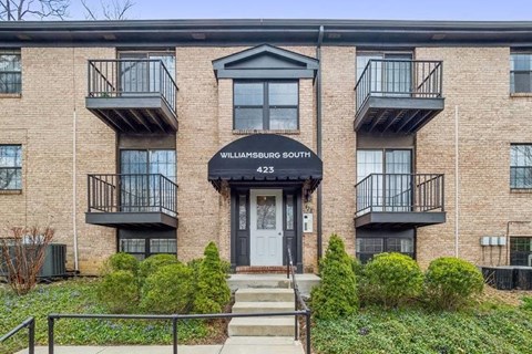 Entrance View at Williamsburg South, Pittsburgh, Pennsylvania