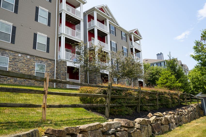 ReNew Glenmoore Apartments, 900 Selwyn Place, Glenmoore, PA RentCafe