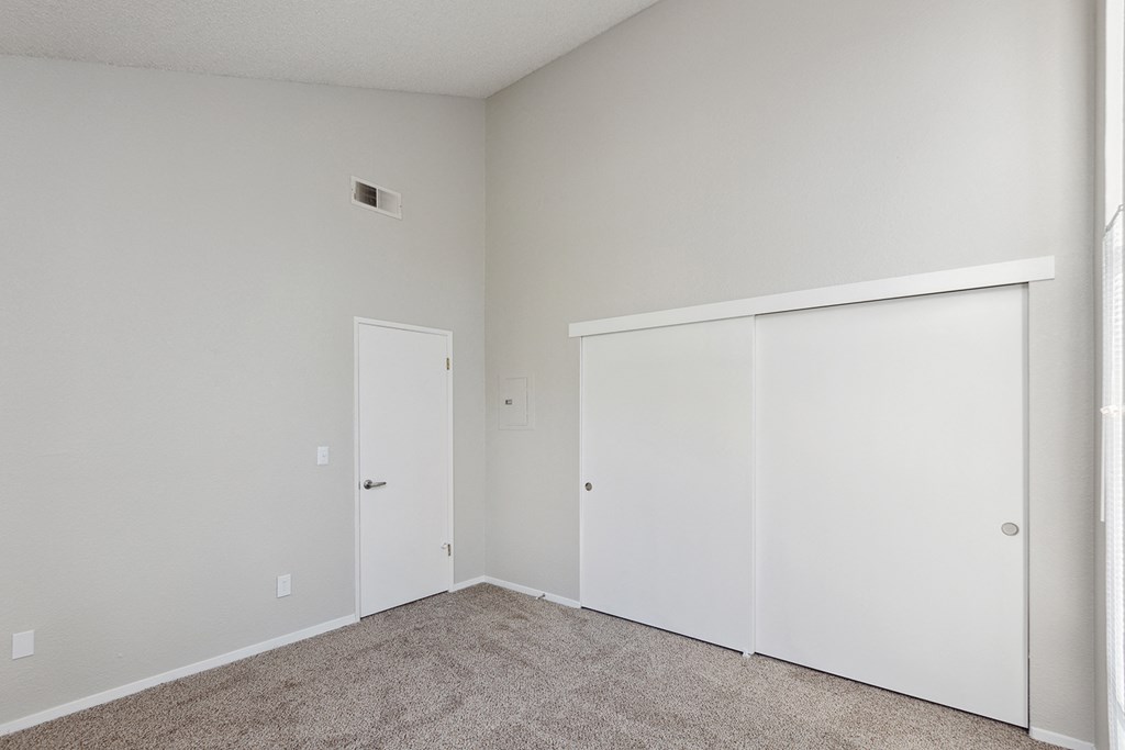 Carpeted Bedroom at ReNew on Summerfield, Vacaville, 95687