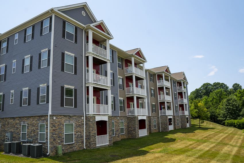 ReNew Glenmoore Apartments, 900 Selwyn Place, Glenmoore, PA RentCafe