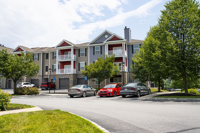ReNew Glenmoore Apartments, 900 Selwyn Place, Glenmoore, PA RentCafe