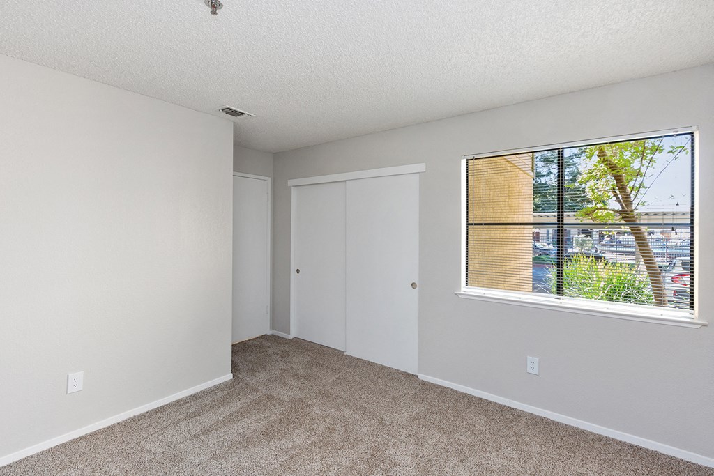 Trendy Master Carpeted at ReNew on Summerfield, Vacaville