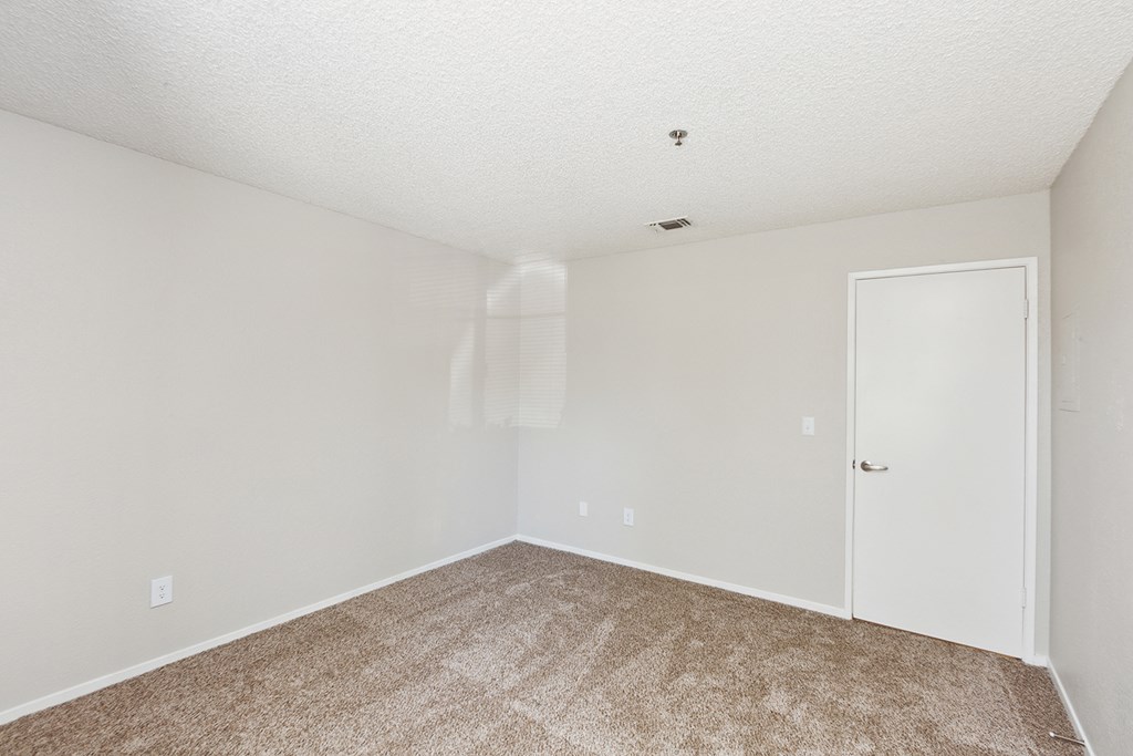 Beige Carpet In Bedroom at ReNew on Summerfield, California, 95687