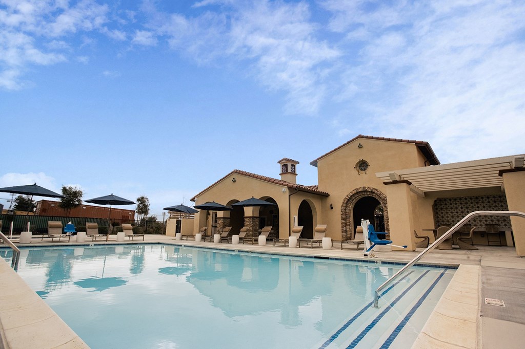 swimming pool at Arrive Rancho Belago