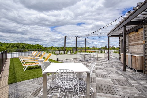 Rooftop Terrace Seating at Track 29 Apartments, Minneapolis, 55408