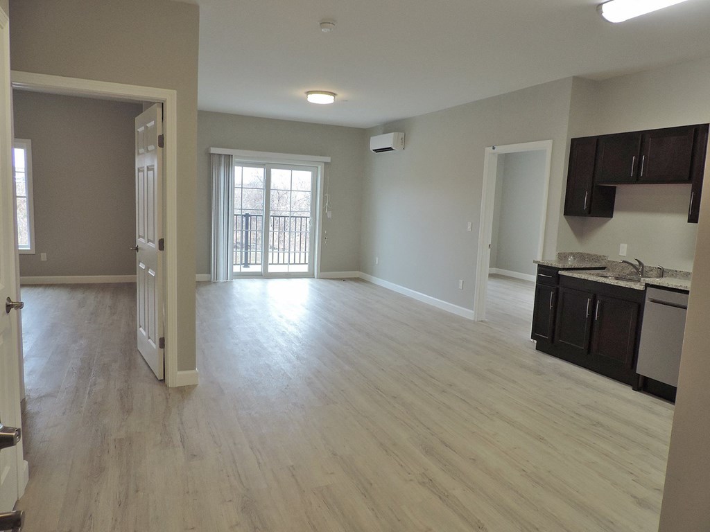 Living Room at Lofts at 335, Connecticut, 06615