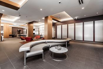 the lobby or reception area of the envoy hotel airport